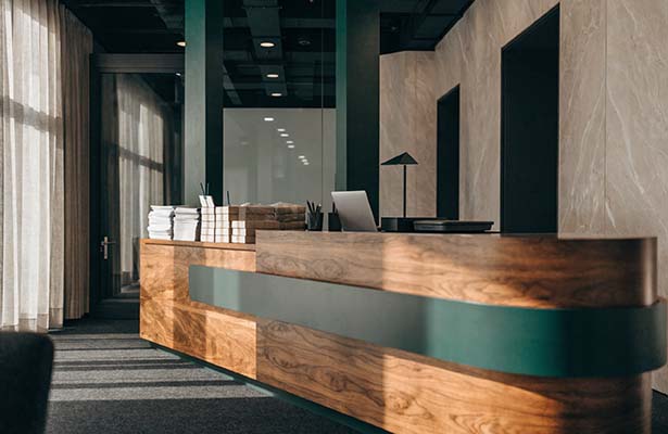 Postservice im E8 Business Center